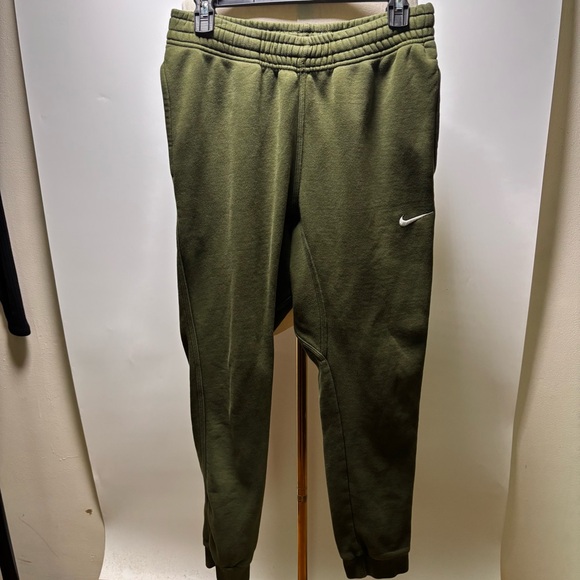 Nike Men’s Dark Green Joggers Size M - Picture 1 of 7